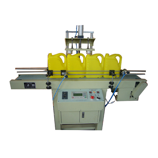 Bottle leakage testing machine
